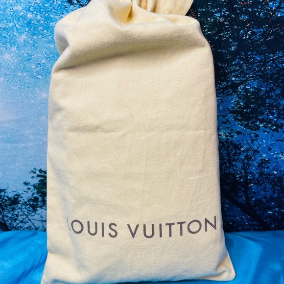 Louis Vuitton Monogram Marly Dragonne Wristlet With COA in VGC - Picture 13 of 13